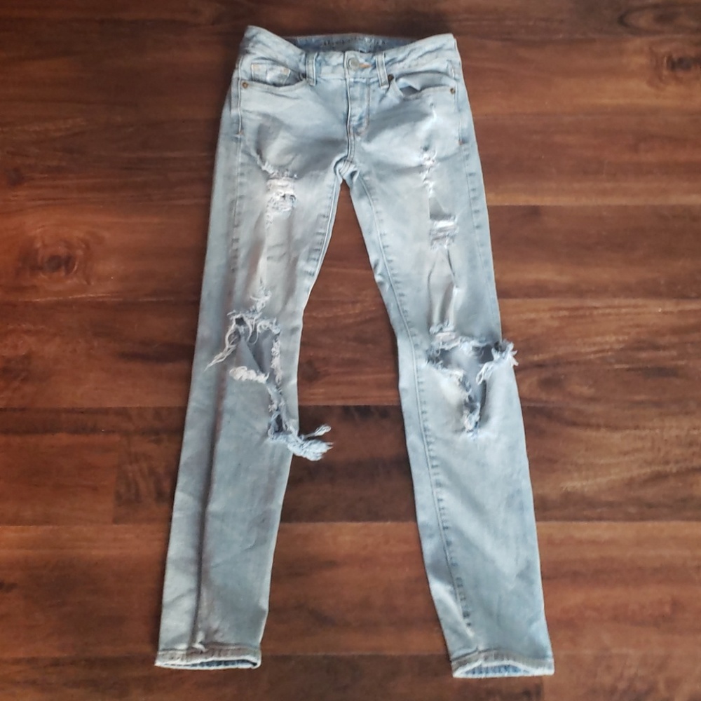 Distressed geans